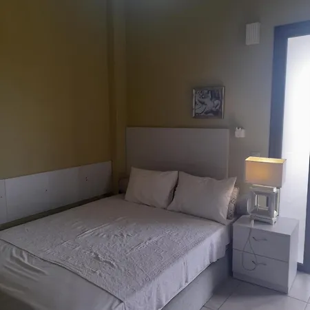 Polystylohill بوليخرونو